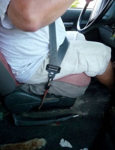 redneck-seat-belt-repair